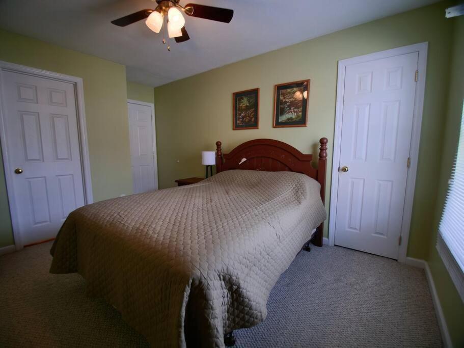 The 737 - Games & Good Times In The Smoky Mountains! Villa พิเจนฟอร์จ ภายนอก รูปภาพ